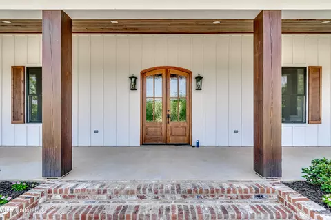 Exterior - 106 Horseshoe Ln, Flora, MS 39071 photo 6 of 20