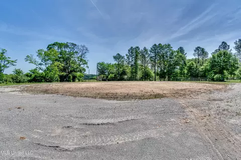 Exterior - 106 Horseshoe Ln, Flora, MS 39071 photo 10 of 20
