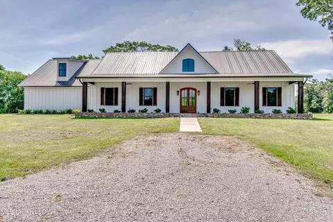 106 Horseshoe Ln, Flora, MS 39071