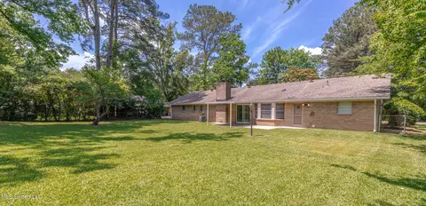 Exterior - 5216 Romany Dr, Jackson, MS 39211 photo 7 of 8