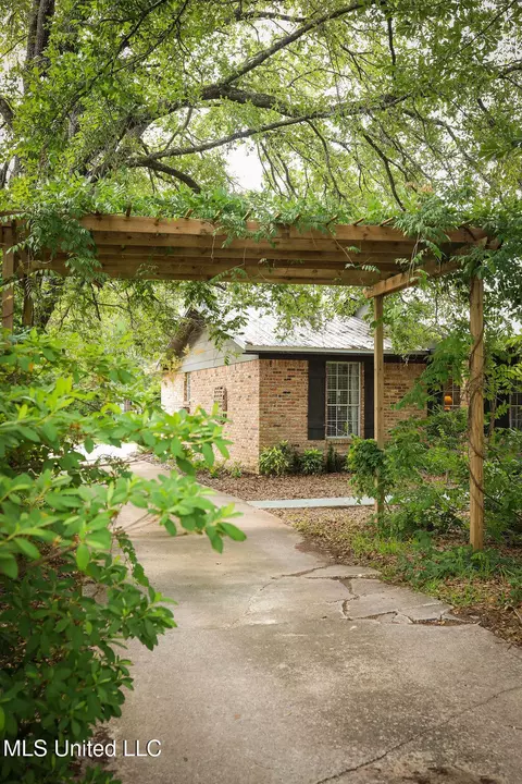 Exterior - 11700 Harry Pierce Rd, Lucedale, MS 39452 photo 4 of 8
