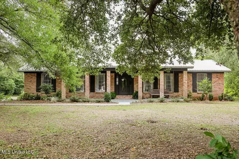 11700 Harry Pierce Rd, Lucedale, MS 39452