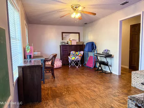 Living - 11700 Harry Pierce Rd, Lucedale, MS 39452 photo 1 of 3