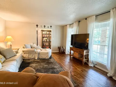 Living - 11700 Harry Pierce Rd, Lucedale, MS 39452 photo 3 of 3