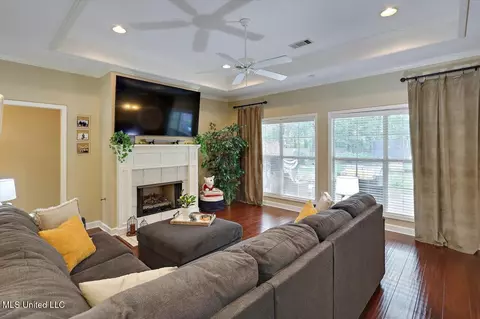 614 Cliffview Dr, Brandon, MS 39047 photo 7