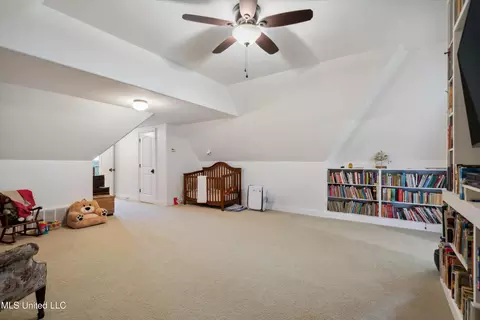 Bedroom - 4666 Eiffel Ln, Nesbit, MS 38651 photo 8 of 9