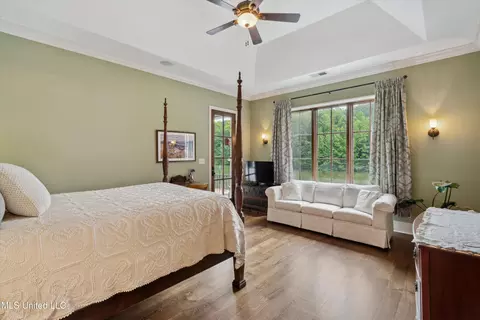 Bedroom - 4666 Eiffel Ln, Nesbit, MS 38651 photo 1 of 9