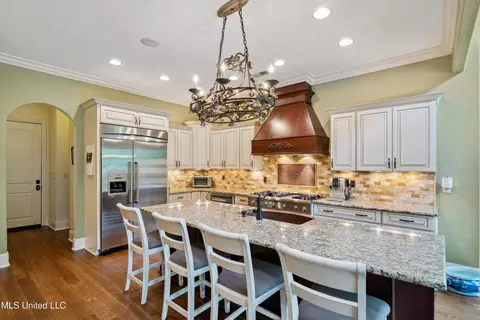 Kitchen - 4666 Eiffel Ln, Nesbit, MS 38651 photo 1 of 3