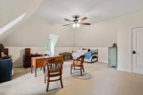 Bedroom - 4666 Eiffel Ln, Nesbit, MS 38651 photo 9 of 9