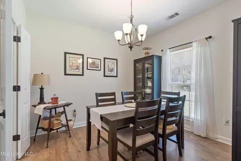 Dining - 102 Whitetail Ln, Coldwater, MS 38618 photo 1 of 2