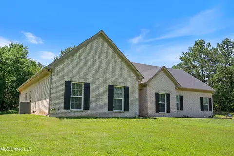 Exterior - 102 Whitetail Ln, Coldwater, MS 38618 photo 2 of 5