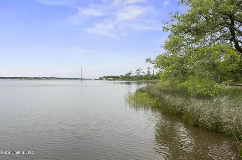 Savannah Estates Boulevard, Biloxi, MS 39532 photo 11