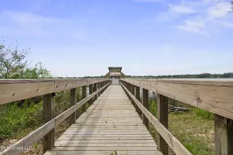 Savannah Estates Boulevard, Biloxi, MS 39532 photo 2