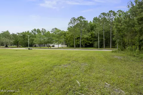 Savannah Estates Boulevard, Biloxi, MS 39532 photo 6