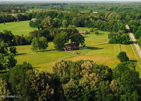 103 Hidden Lake Rd, Flora, MS 39071 photo 8