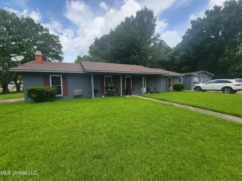 5020 Gaylyn Dr, Jackson, MS 39209