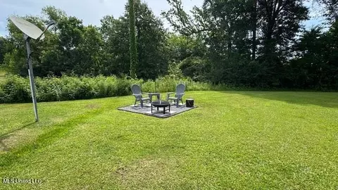 Exterior - 11513 Old Jackson Rd, Forest, MS 39074 photo 6 of 10