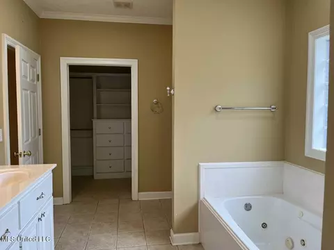 200 E Towne Dr, Brandon, MS 39042 photo 19