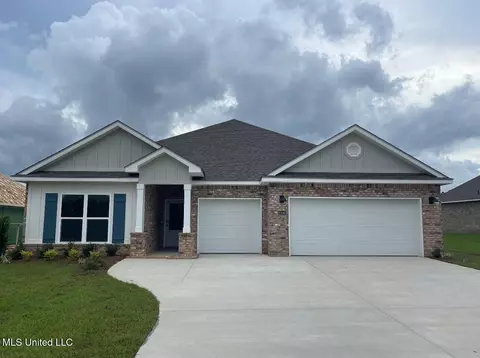 17087 River Hills Dr, Gulfport, MS 39503