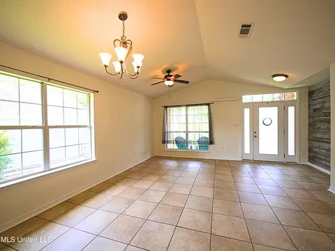 Living - 994 Muolea Ct, Diamondhead, MS 39525 photo 1 of 7
