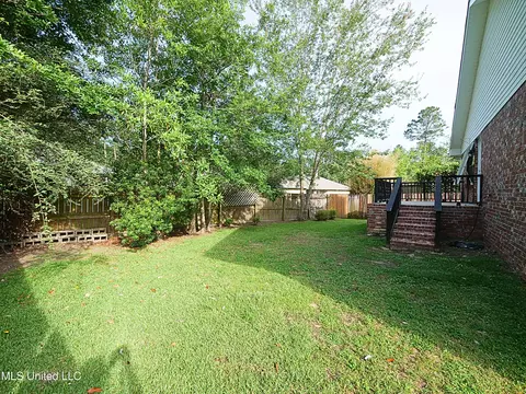 Exterior - 994 Muolea Ct, Diamondhead, MS 39525 photo 3 of 4
