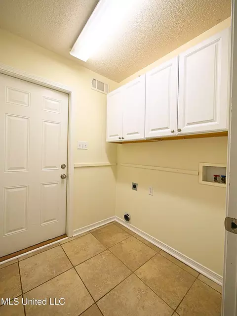 Other - 994 Muolea Ct, Diamondhead, MS 39525 photo 4 of 7