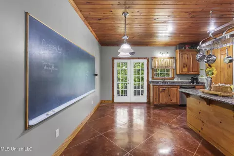 Entry Way - 500 E Dewey Camp Dr, Florence, MS 39073 photo 1 of 4