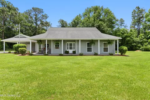8100 Belle Etheridge Rd, Lucedale, MS 39452