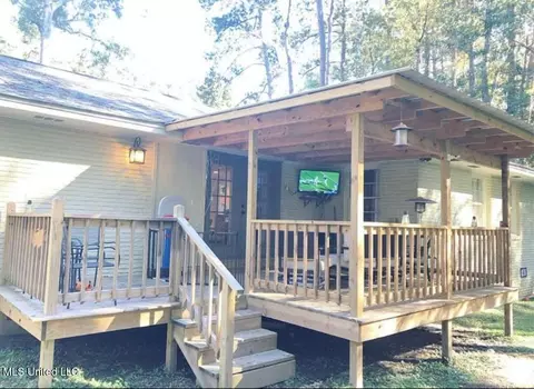 Exterior - 416 Hardy Ln, Brookhaven, MS 39601 photo 2 of 2