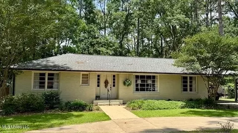 416 Hardy Ln, Brookhaven, MS 39601