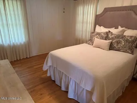 Bedroom - 416 Hardy Ln, Brookhaven, MS 39601 photo 2 of 2