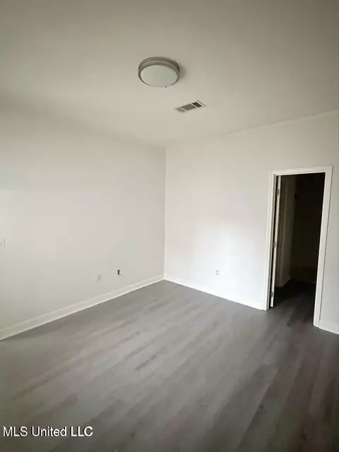 Other - 15 Stanford Ct, Jackson, MS 39211 photo 2 of 5