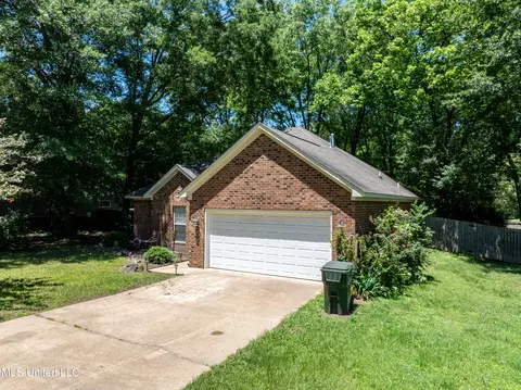 395 Steve St, Senatobia, MS 38668