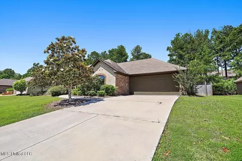 150 Britton Cir, Flowood, MS 39232 photo 3