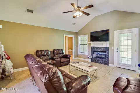 150 Britton Cir, Flowood, MS 39232 photo 6