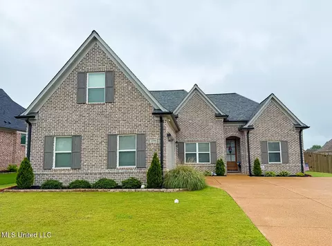 2290 Loisy Blvd, Hernando, MS 38632