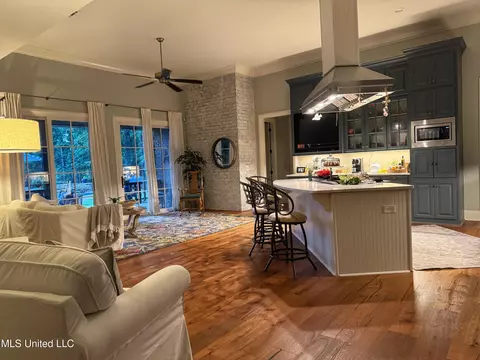 Kitchen - 171 Brookstone Way, Madison, MS 39110 photo 2 of 2