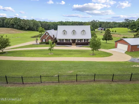 Exterior - 1600 Wright Rd, Raymond, MS 39154 photo 1 of 15