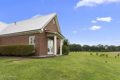 Other - 1600 Wright Rd, Raymond, MS 39154 photo 4 of 23