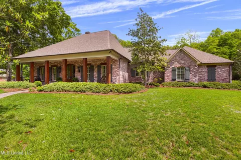 100 Stonebridge Dr, Madison, MS 39110