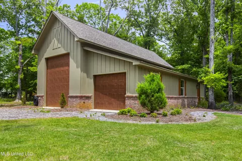 Exterior - 100 Stonebridge Dr, Madison, MS 39110 photo 9 of 9