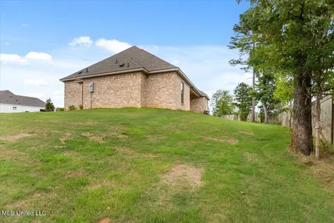 Exterior - 648 Prosperity Pl, Brandon, MS 39042 photo 3 of 7