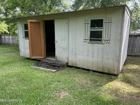 1260 Greenbriar St, Jackson, MS 39211 photo 21