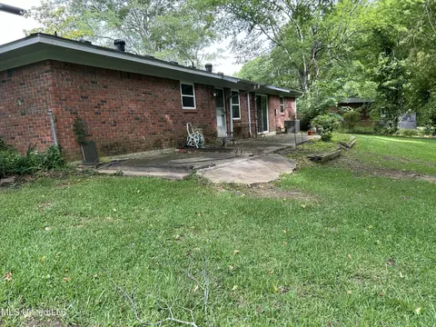 1260 Greenbriar St, Jackson, MS 39211 photo 18
