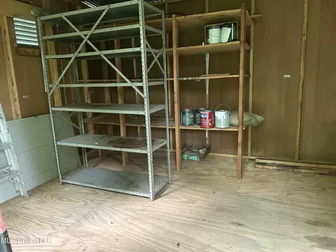 1260 Greenbriar St, Jackson, MS 39211 photo 22