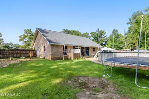 Exterior - 6117 Tanner Williams Rd, Lucedale, MS 39452 photo 3 of 4