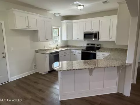 Kitchen - 101 Caleb Cv, Carthage, MS 39051 photo 1 of 2