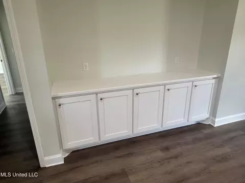 Entry Way - 101 Caleb Cv, Carthage, MS 39051 photo 2 of 5