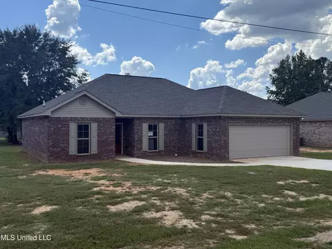 101 Caleb Cv, Carthage, MS 39051