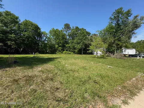 14438 Rhonda Ct, Gulfport, MS 39503